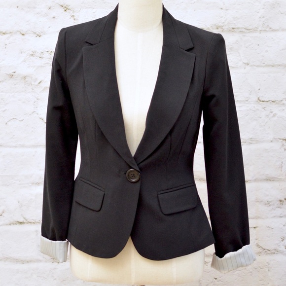 ❌SOLD❌ Black Blazer - Picture 1 of 4